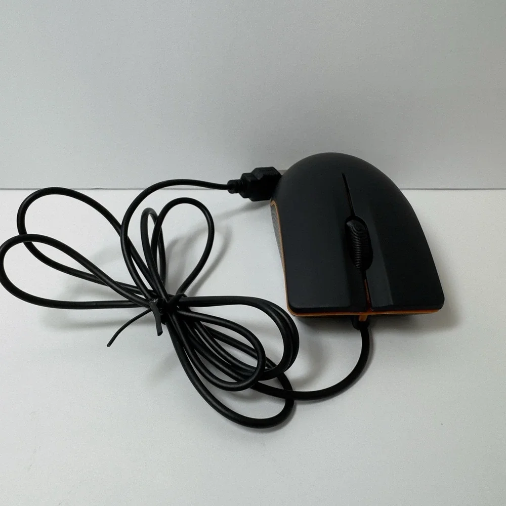 3-D Optical Wired USB Mouse Black & Orange 5V=100mA NEW NO BOX